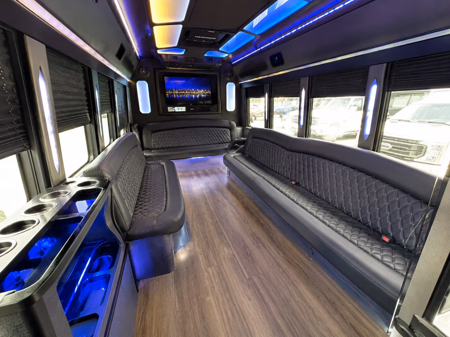 Oklahoma City Winery Tour & Pub Crawl Transportation