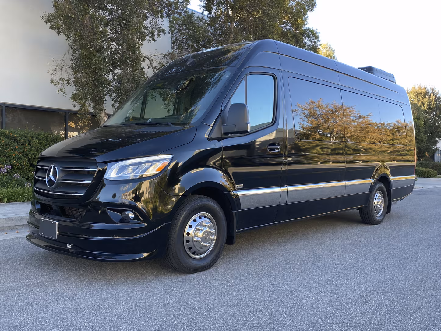 Tulsa Airport Shuttle & Transportation party bus exterior