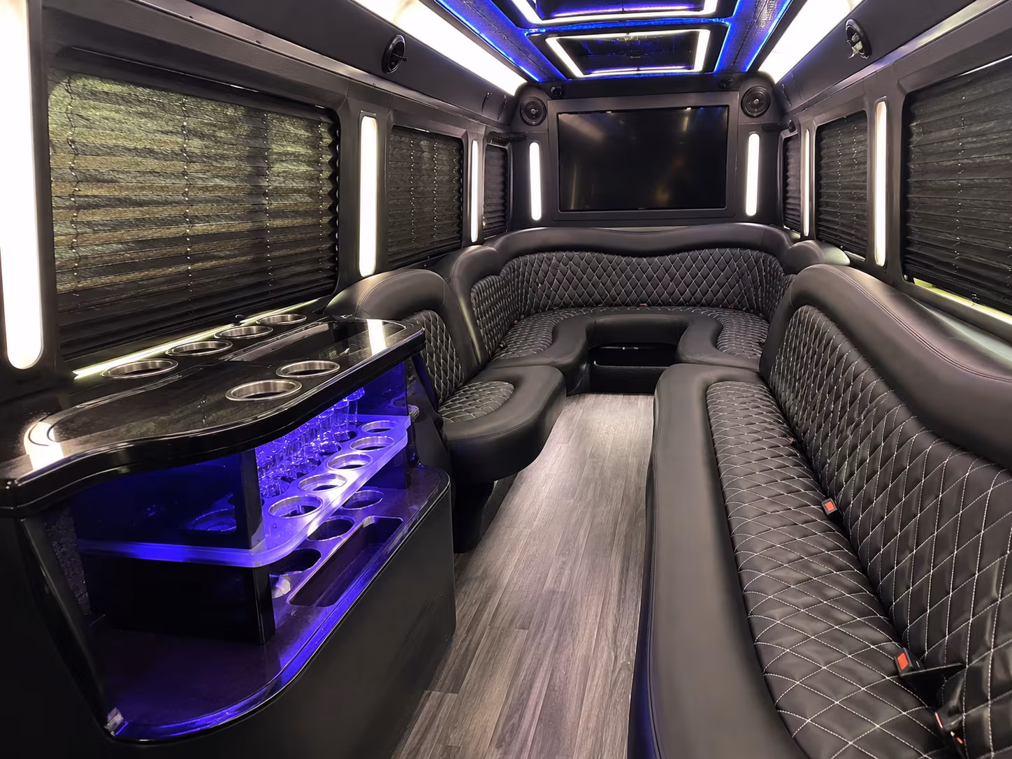 Tulsa Birthday, Sweet 16, & Quinceañera Party Bus Rentals